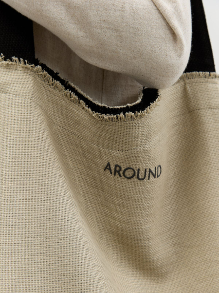 Шопер льняной с контрастной отделкой AroundClothes&Knitwear  купить онлайн