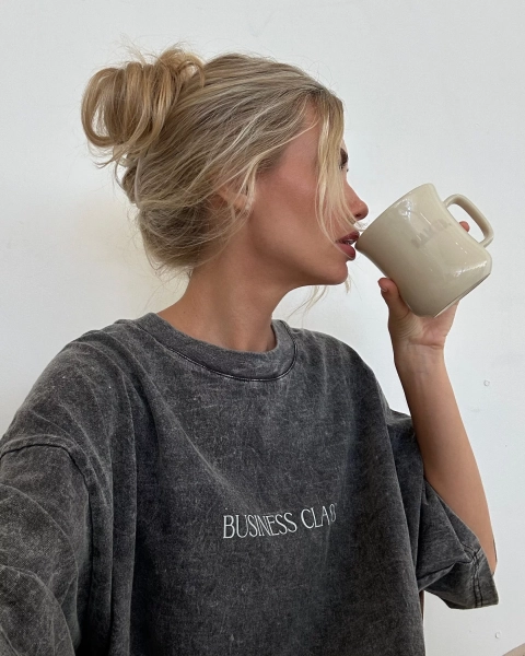 "Business class" t-shirt in grey Cantik  купить онлайн