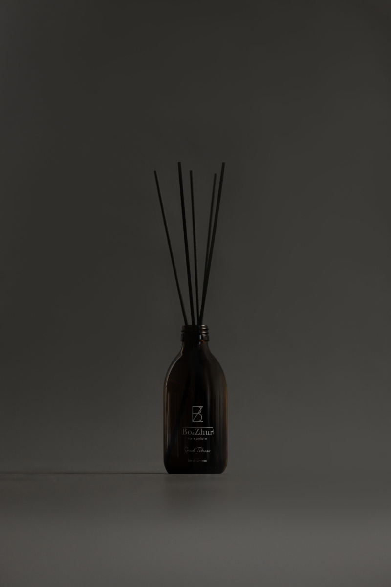 Интерьерный аромат Spiced Tobacco Bo&Zhur со скидкой  купить онлайн