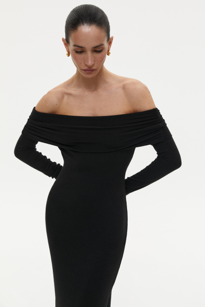 Платье с драпировкой на плечах Charmstore  купить онлайн